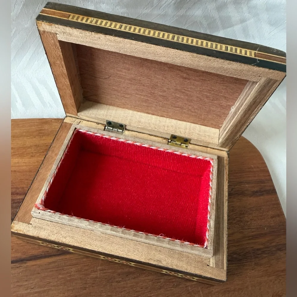 VTG Syrian Syria Trinket Jewelry Wooden Box Inlay Mosaic Geometric